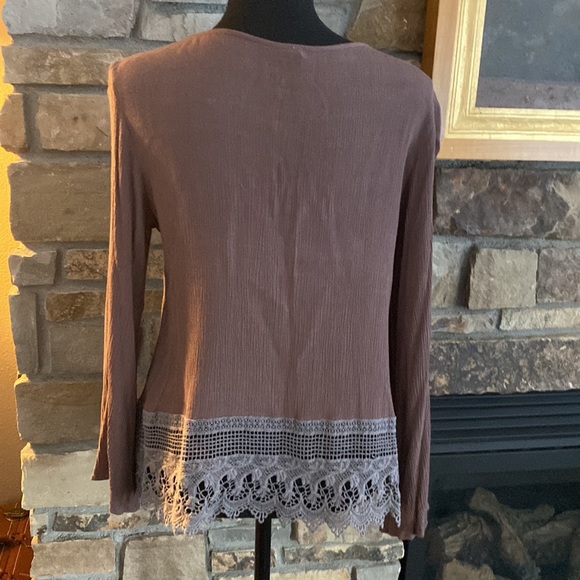 Entro warm taupe top with lace bottom, S - Picture 6 of 9